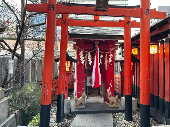 綱敷天神社御旅社の{uncategorized: "未分類", other: "その他", undefined: "問題あり", building: "その他建物", grave: "お墓", sacred_gate: "鳥居", guardian: "狛犬", statue: "像", buddha: "仏像", history: "歴史", nature: "自然", garden: "庭園", animal: "動物", pagoda: "塔", temizu: "手水舎", mountain_gate: "山門・神門", sanctuary: "本殿・本堂", subordinate: "末社・摂社", art: "芸術", scenery: "景色", jizo: "地蔵", ema: "絵馬", goshuin: "御朱印", omikuji: "おみくじ", items: "授与品その他", amulet: "お守り", goshuincho: "御朱印帳", eats: "食事", festival: "お祭り", votive_dance: "神楽", shichigosan: "七五三参", wedding: "結婚式", experience: "体験その他", initially: "初詣", around: "周辺", anti_infection: "感染症対策"}