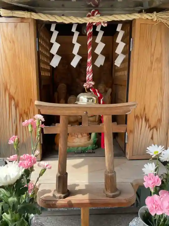 圓照寺の{uncategorized: "未分類", other: "その他", undefined: "問題あり", building: "その他建物", grave: "お墓", sacred_gate: "鳥居", guardian: "狛犬", statue: "像", buddha: "仏像", history: "歴史", nature: "自然", garden: "庭園", animal: "動物", pagoda: "塔", temizu: "手水舎", mountain_gate: "山門・神門", sanctuary: "本殿・本堂", subordinate: "末社・摂社", art: "芸術", scenery: "景色", jizo: "地蔵", ema: "絵馬", goshuin: "御朱印", omikuji: "おみくじ", items: "授与品その他", amulet: "お守り", goshuincho: "御朱印帳", eats: "食事", festival: "お祭り", votive_dance: "神楽", shichigosan: "七五三参", wedding: "結婚式", experience: "体験その他", initially: "初詣", around: "周辺", anti_infection: "感染症対策"}