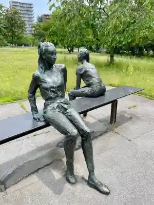 櫻岡大神宮の像