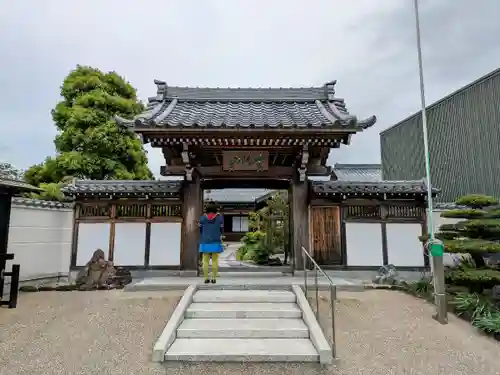 福田寺の山門