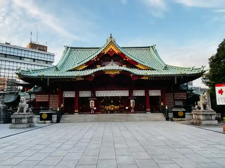 神田神社(神田明神)の{uncategorized: "未分類", other: "その他", undefined: "問題あり", building: "その他建物", grave: "お墓", sacred_gate: "鳥居", guardian: "狛犬", statue: "像", buddha: "仏像", history: "歴史", nature: "自然", garden: "庭園", animal: "動物", pagoda: "塔", temizu: "手水舎", mountain_gate: "山門・神門", sanctuary: "本殿・本堂", subordinate: "末社・摂社", art: "芸術", scenery: "景色", jizo: "地蔵", ema: "絵馬", goshuin: "御朱印", omikuji: "おみくじ", items: "授与品その他", amulet: "お守り", goshuincho: "御朱印帳", eats: "食事", festival: "お祭り", votive_dance: "神楽", shichigosan: "七五三参", wedding: "結婚式", experience: "体験その他", initially: "初詣", around: "周辺", anti_infection: "感染症対策"}