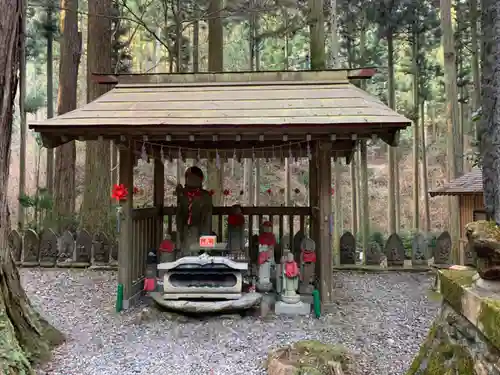 御岩神社の地蔵