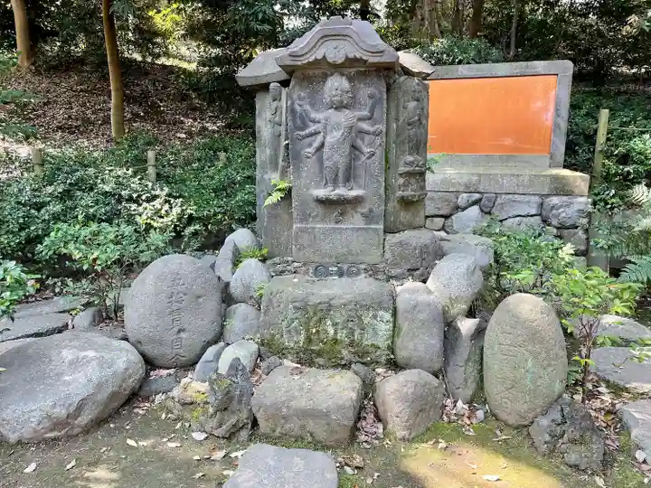 駒込稲荷神社(東京都)