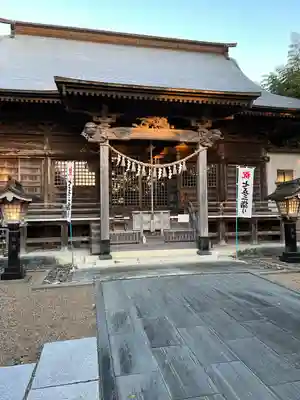 鳥屋神社の本殿・本堂