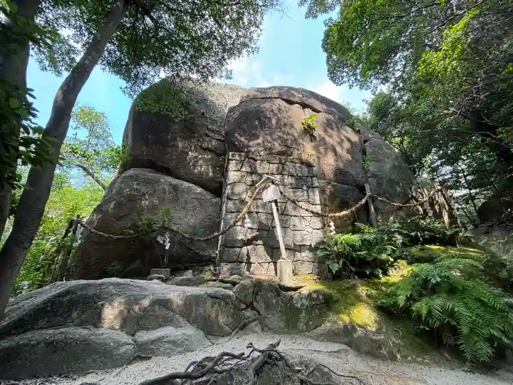 越木岩神社(兵庫県)