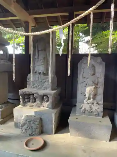 白髭神社の{uncategorized: "未分類", other: "その他", undefined: "問題あり", building: "その他建物", grave: "お墓", sacred_gate: "鳥居", guardian: "狛犬", statue: "像", buddha: "仏像", history: "歴史", nature: "自然", garden: "庭園", animal: "動物", pagoda: "塔", temizu: "手水舎", mountain_gate: "山門・神門", sanctuary: "本殿・本堂", subordinate: "末社・摂社", art: "芸術", scenery: "景色", jizo: "地蔵", ema: "絵馬", goshuin: "御朱印", omikuji: "おみくじ", items: "授与品その他", amulet: "お守り", goshuincho: "御朱印帳", eats: "食事", festival: "お祭り", votive_dance: "神楽", shichigosan: "七五三参", wedding: "結婚式", experience: "体験その他", initially: "初詣", around: "周辺", anti_infection: "感染症対策"}