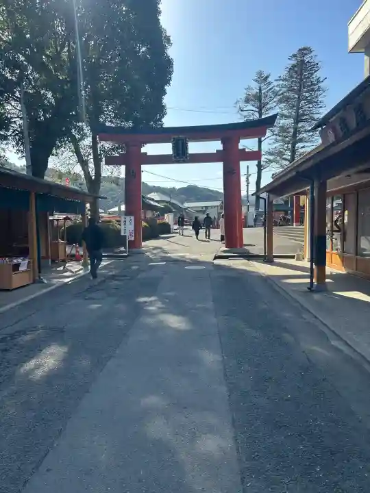 祐徳稲荷神社の{uncategorized: "未分類", other: "その他", undefined: "問題あり", building: "その他建物", grave: "お墓", sacred_gate: "鳥居", guardian: "狛犬", statue: "像", buddha: "仏像", history: "歴史", nature: "自然", garden: "庭園", animal: "動物", pagoda: "塔", temizu: "手水舎", mountain_gate: "山門・神門", sanctuary: "本殿・本堂", subordinate: "末社・摂社", art: "芸術", scenery: "景色", jizo: "地蔵", ema: "絵馬", goshuin: "御朱印", omikuji: "おみくじ", items: "授与品その他", amulet: "お守り", goshuincho: "御朱印帳", eats: "食事", festival: "お祭り", votive_dance: "神楽", shichigosan: "七五三参", wedding: "結婚式", experience: "体験その他", initially: "初詣", around: "周辺", anti_infection: "感染症対策"}