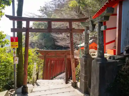 祐徳稲荷神社の{uncategorized: "未分類", other: "その他", undefined: "問題あり", building: "その他建物", grave: "お墓", sacred_gate: "鳥居", guardian: "狛犬", statue: "像", buddha: "仏像", history: "歴史", nature: "自然", garden: "庭園", animal: "動物", pagoda: "塔", temizu: "手水舎", mountain_gate: "山門・神門", sanctuary: "本殿・本堂", subordinate: "末社・摂社", art: "芸術", scenery: "景色", jizo: "地蔵", ema: "絵馬", goshuin: "御朱印", omikuji: "おみくじ", items: "授与品その他", amulet: "お守り", goshuincho: "御朱印帳", eats: "食事", festival: "お祭り", votive_dance: "神楽", shichigosan: "七五三参", wedding: "結婚式", experience: "体験その他", initially: "初詣", around: "周辺", anti_infection: "感染症対策"}