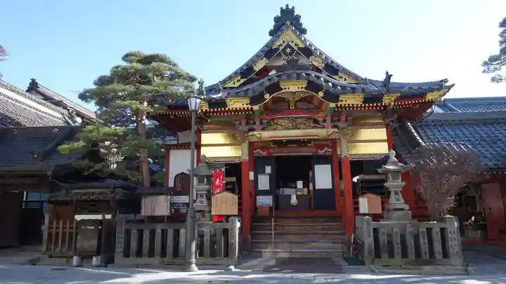 世尊院の本殿・本堂