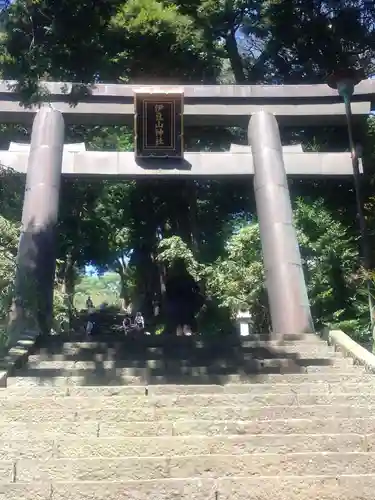 伊豆山神社の鳥居