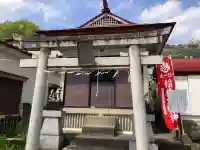 稲荷神社の{uncategorized: "未分類", other: "その他", undefined: "問題あり", building: "その他建物", grave: "お墓", sacred_gate: "鳥居", guardian: "狛犬", statue: "像", buddha: "仏像", history: "歴史", nature: "自然", garden: "庭園", animal: "動物", pagoda: "塔", temizu: "手水舎", mountain_gate: "山門・神門", sanctuary: "本殿・本堂", subordinate: "末社・摂社", art: "芸術", scenery: "景色", jizo: "地蔵", ema: "絵馬", goshuin: "御朱印", omikuji: "おみくじ", items: "授与品その他", amulet: "お守り", goshuincho: "御朱印帳", eats: "食事", festival: "お祭り", votive_dance: "神楽", shichigosan: "七五三参", wedding: "結婚式", experience: "体験その他", initially: "初詣", around: "周辺", anti_infection: "感染症対策"}
