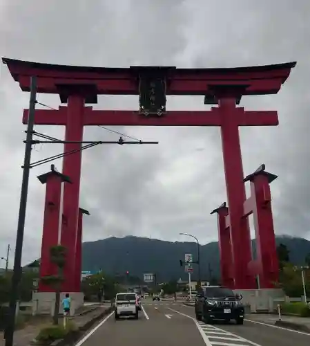 彌彦神社(新潟県)