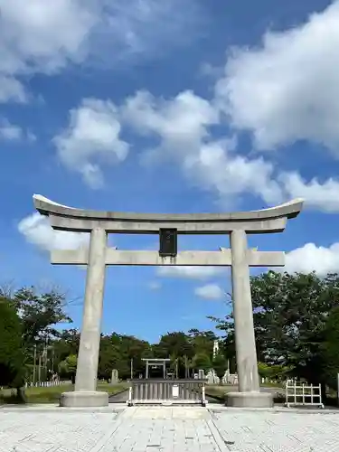 鶴谷八幡宮の鳥居