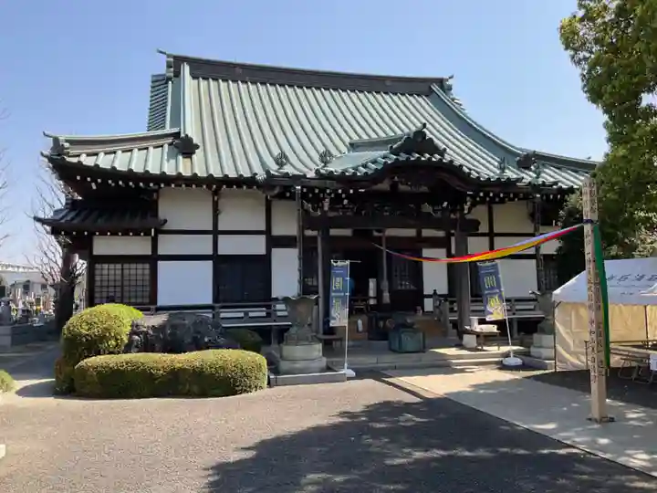 泉龍寺の本殿・本堂