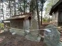 洲原神社の{uncategorized: "未分類", other: "その他", undefined: "問題あり", building: "その他建物", grave: "お墓", sacred_gate: "鳥居", guardian: "狛犬", statue: "像", buddha: "仏像", history: "歴史", nature: "自然", garden: "庭園", animal: "動物", pagoda: "塔", temizu: "手水舎", mountain_gate: "山門・神門", sanctuary: "本殿・本堂", subordinate: "末社・摂社", art: "芸術", scenery: "景色", jizo: "地蔵", ema: "絵馬", goshuin: "御朱印", omikuji: "おみくじ", items: "授与品その他", amulet: "お守り", goshuincho: "御朱印帳", eats: "食事", festival: "お祭り", votive_dance: "神楽", shichigosan: "七五三参", wedding: "結婚式", experience: "体験その他", initially: "初詣", around: "周辺", anti_infection: "感染症対策"}