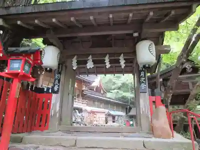 貴船神社の山門・神門