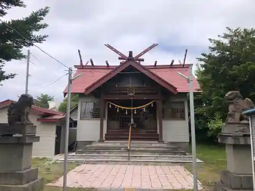 三川神社の本殿