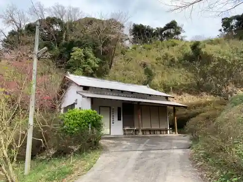 高原寺の本殿・本堂
