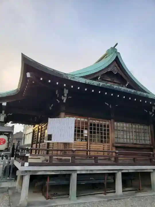 本郷氷川神社の本殿・本堂
