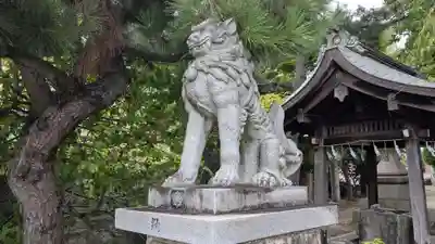 越中白山総社の狛犬