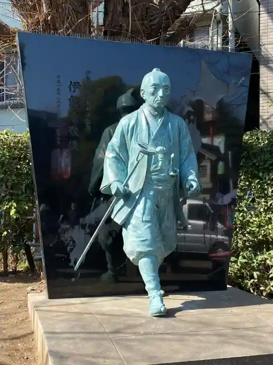 富岡八幡宮の{uncategorized: "未分類", other: "その他", undefined: "問題あり", building: "その他建物", grave: "お墓", sacred_gate: "鳥居", guardian: "狛犬", statue: "像", buddha: "仏像", history: "歴史", nature: "自然", garden: "庭園", animal: "動物", pagoda: "塔", temizu: "手水舎", mountain_gate: "山門・神門", sanctuary: "本殿・本堂", subordinate: "末社・摂社", art: "芸術", scenery: "景色", jizo: "地蔵", ema: "絵馬", goshuin: "御朱印", omikuji: "おみくじ", items: "授与品その他", amulet: "お守り", goshuincho: "御朱印帳", eats: "食事", festival: "お祭り", votive_dance: "神楽", shichigosan: "七五三参", wedding: "結婚式", experience: "体験その他", initially: "初詣", around: "周辺", anti_infection: "感染症対策"}