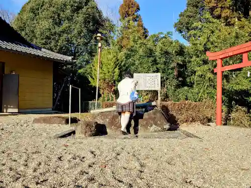 曽野稲荷神社の手水舎