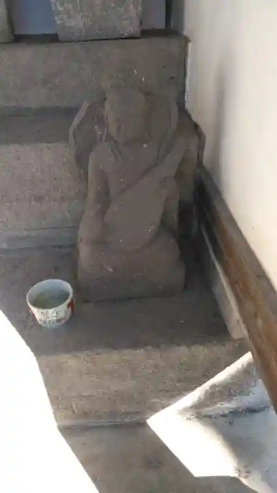 自性寺(大雅堂)の像