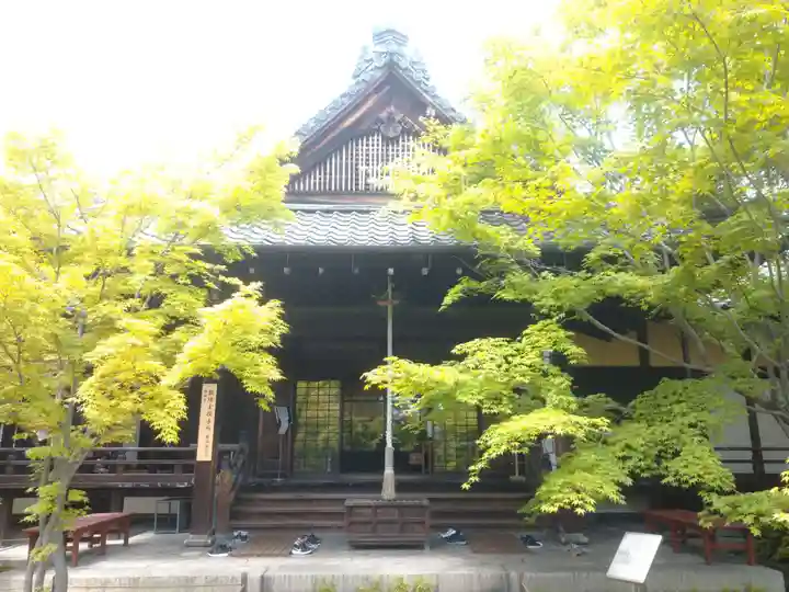 勝林寺の本殿・本堂