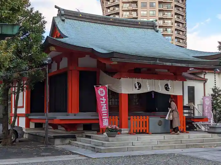 麻布氷川神社の本殿・本堂