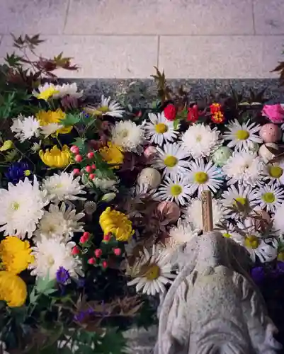 滑川神社 - 仕事と子どもの守り神の手水