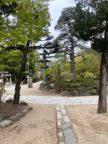 四柱神社の建物その他