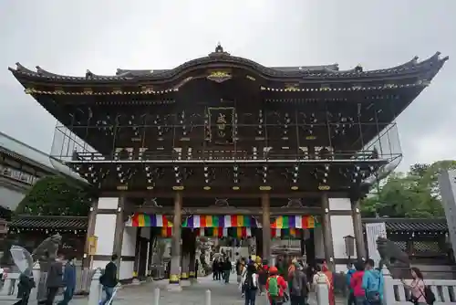成田山新勝寺の山門・神門
