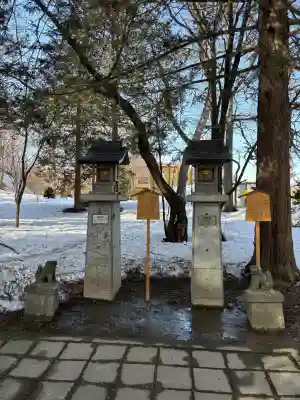 音更神社の{uncategorized: "未分類", other: "その他", undefined: "問題あり", building: "その他建物", grave: "お墓", sacred_gate: "鳥居", guardian: "狛犬", statue: "像", buddha: "仏像", history: "歴史", nature: "自然", garden: "庭園", animal: "動物", pagoda: "塔", temizu: "手水舎", mountain_gate: "山門・神門", sanctuary: "本殿・本堂", subordinate: "末社・摂社", art: "芸術", scenery: "景色", jizo: "地蔵", ema: "絵馬", goshuin: "御朱印", omikuji: "おみくじ", items: "授与品その他", amulet: "お守り", goshuincho: "御朱印帳", eats: "食事", festival: "お祭り", votive_dance: "神楽", shichigosan: "七五三参", wedding: "結婚式", experience: "体験その他", initially: "初詣", around: "周辺", anti_infection: "感染症対策"}