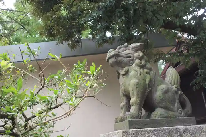 川口神社の狛犬