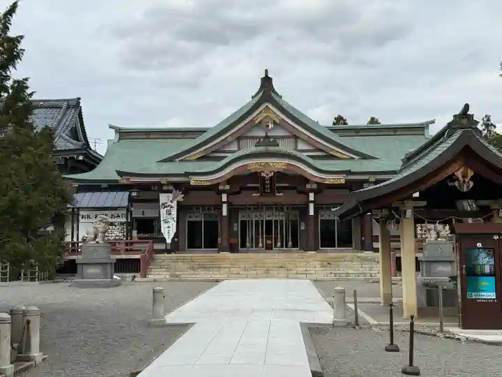 神明神社の{uncategorized: "未分類", other: "その他", undefined: "問題あり", building: "その他建物", grave: "お墓", sacred_gate: "鳥居", guardian: "狛犬", statue: "像", buddha: "仏像", history: "歴史", nature: "自然", garden: "庭園", animal: "動物", pagoda: "塔", temizu: "手水舎", mountain_gate: "山門・神門", sanctuary: "本殿・本堂", subordinate: "末社・摂社", art: "芸術", scenery: "景色", jizo: "地蔵", ema: "絵馬", goshuin: "御朱印", omikuji: "おみくじ", items: "授与品その他", amulet: "お守り", goshuincho: "御朱印帳", eats: "食事", festival: "お祭り", votive_dance: "神楽", shichigosan: "七五三参", wedding: "結婚式", experience: "体験その他", initially: "初詣", around: "周辺", anti_infection: "感染症対策"}