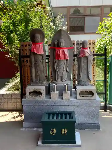 法乗院（深川閻魔堂）の地蔵