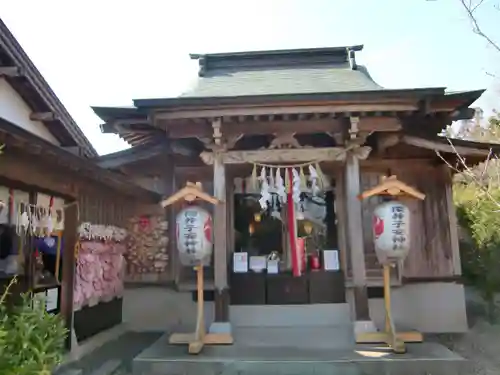 櫻井子安神社の本殿・本堂