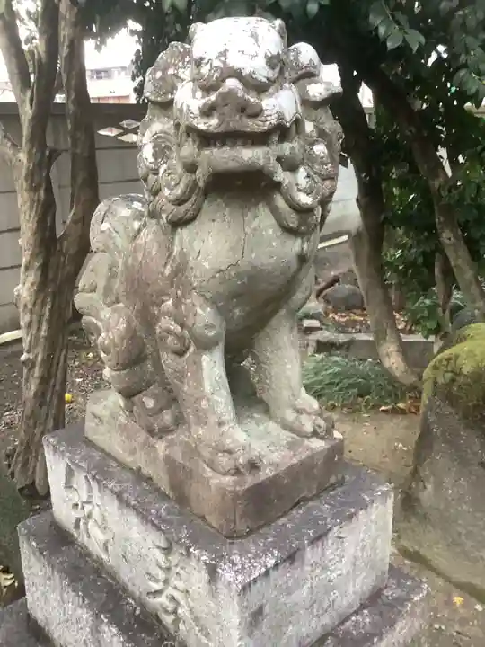 神明社(高畑神明社)の狛犬