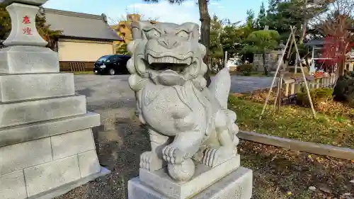 湯倉神社の狛犬