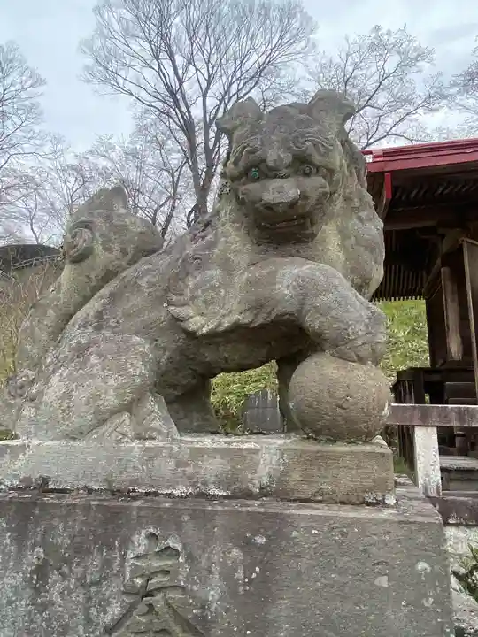 たばこ神社の狛犬
