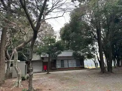 多奈閇神社の{uncategorized: "未分類", other: "その他", undefined: "問題あり", building: "その他建物", grave: "お墓", sacred_gate: "鳥居", guardian: "狛犬", statue: "像", buddha: "仏像", history: "歴史", nature: "自然", garden: "庭園", animal: "動物", pagoda: "塔", temizu: "手水舎", mountain_gate: "山門・神門", sanctuary: "本殿・本堂", subordinate: "末社・摂社", art: "芸術", scenery: "景色", jizo: "地蔵", ema: "絵馬", goshuin: "御朱印", omikuji: "おみくじ", items: "授与品その他", amulet: "お守り", goshuincho: "御朱印帳", eats: "食事", festival: "お祭り", votive_dance: "神楽", shichigosan: "七五三参", wedding: "結婚式", experience: "体験その他", initially: "初詣", around: "周辺", anti_infection: "感染症対策"}