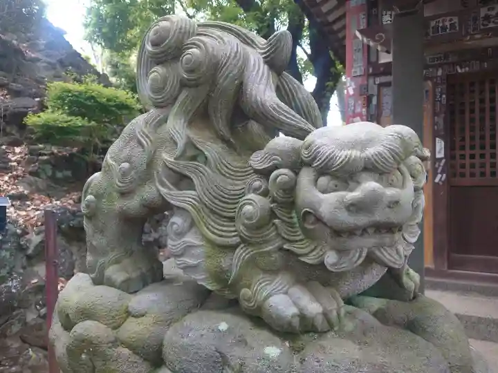 品川神社の{uncategorized: "未分類", other: "その他", undefined: "問題あり", building: "その他建物", grave: "お墓", sacred_gate: "鳥居", guardian: "狛犬", statue: "像", buddha: "仏像", history: "歴史", nature: "自然", garden: "庭園", animal: "動物", pagoda: "塔", temizu: "手水舎", mountain_gate: "山門・神門", sanctuary: "本殿・本堂", subordinate: "末社・摂社", art: "芸術", scenery: "景色", jizo: "地蔵", ema: "絵馬", goshuin: "御朱印", omikuji: "おみくじ", items: "授与品その他", amulet: "お守り", goshuincho: "御朱印帳", eats: "食事", festival: "お祭り", votive_dance: "神楽", shichigosan: "七五三参", wedding: "結婚式", experience: "体験その他", initially: "初詣", around: "周辺", anti_infection: "感染症対策"}