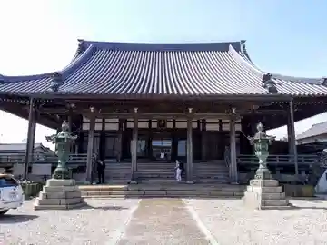 西方寺の本殿・本堂