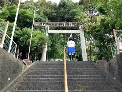 熊野神社（久保一色）の鳥居