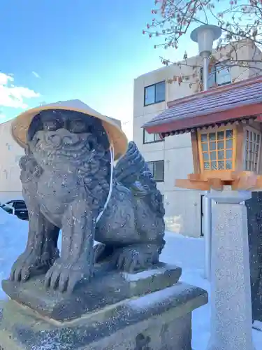 札幌諏訪神社の狛犬