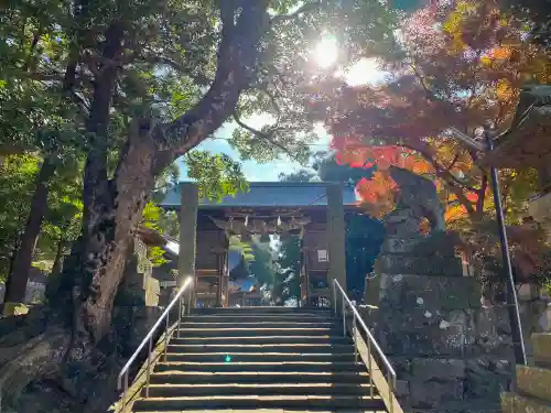 揖夜神社の山門