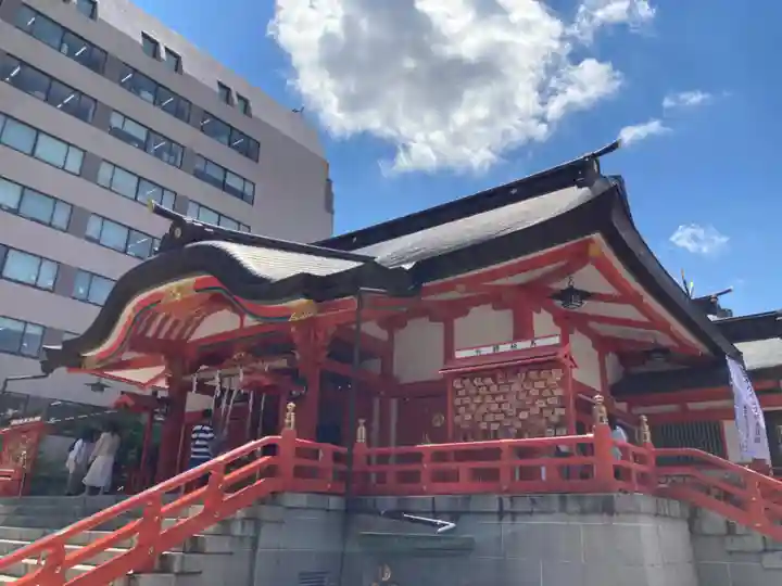花園神社の本殿・本堂