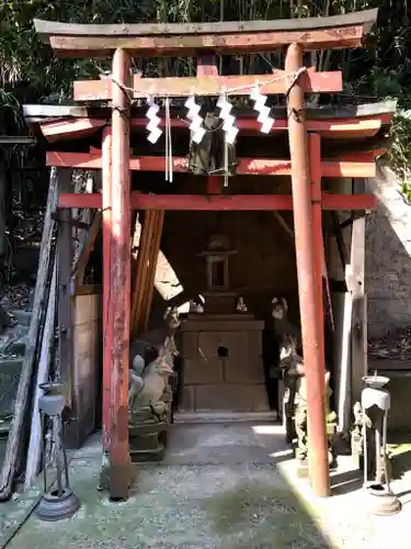 御田八幡神社の末社