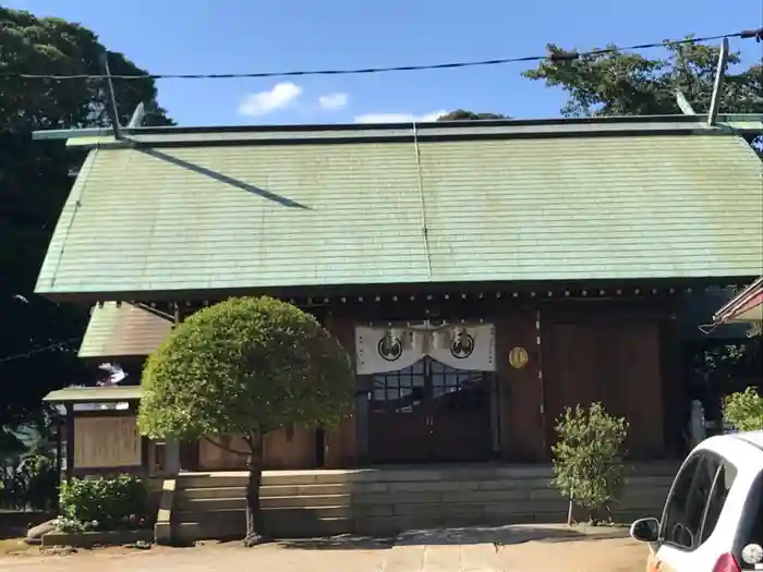 生麦杉山神社の本殿