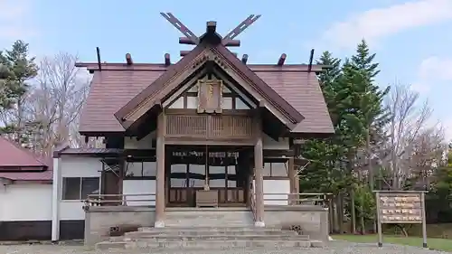 澄丘神社の本殿